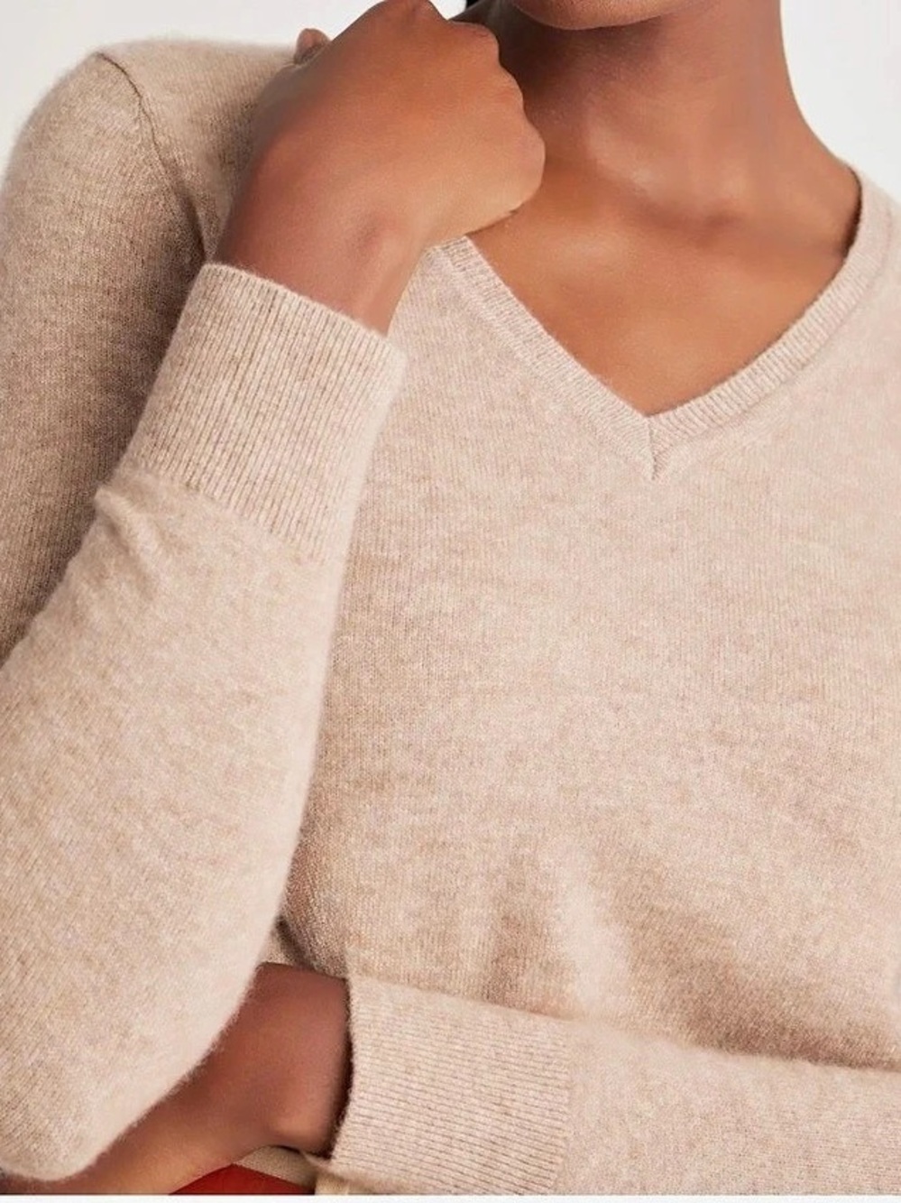 Quince Mongolian Cashmere V Neck Sweater